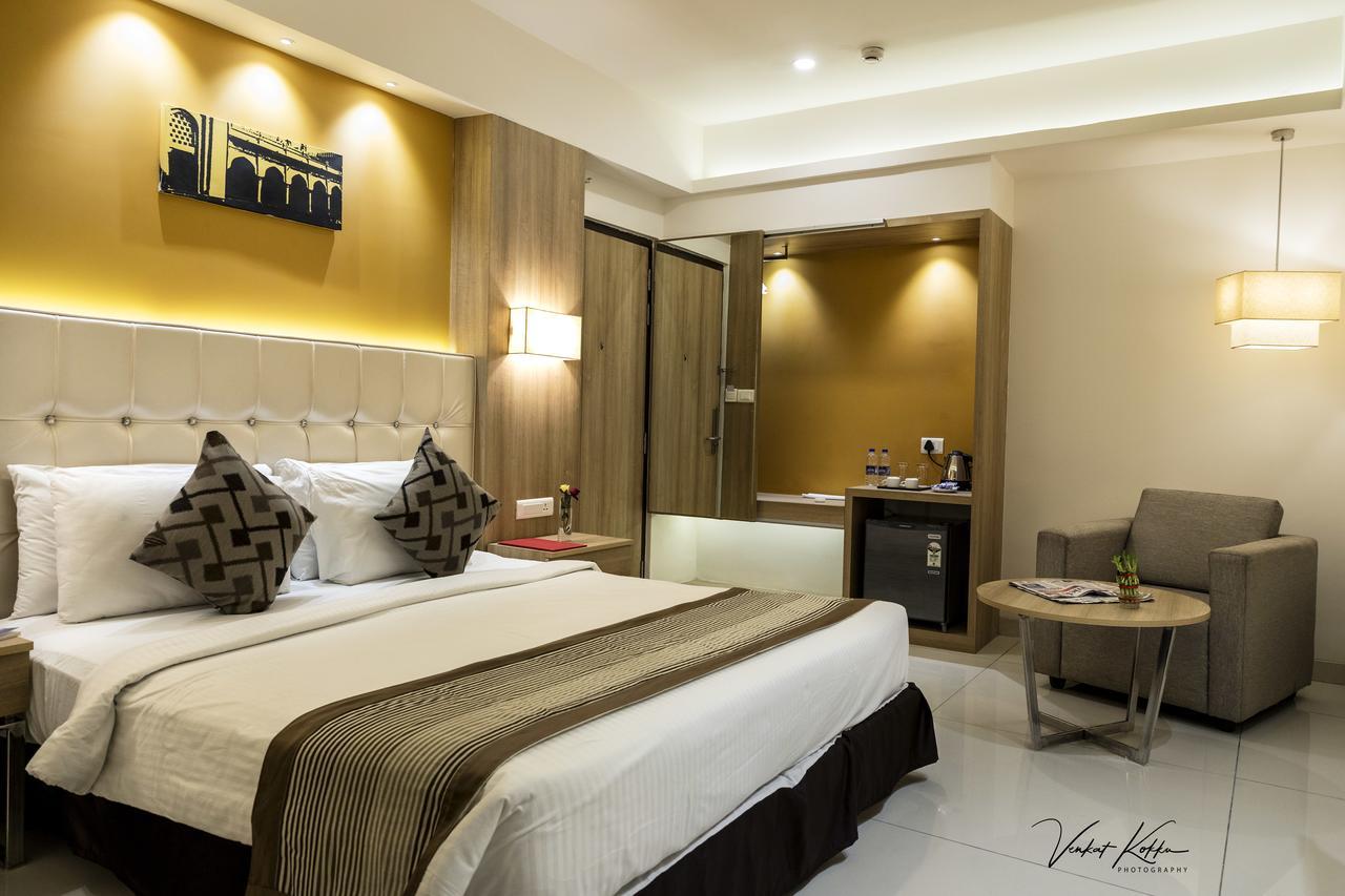 Hotel Citycentral Vijayawada Ngoại thất bức ảnh